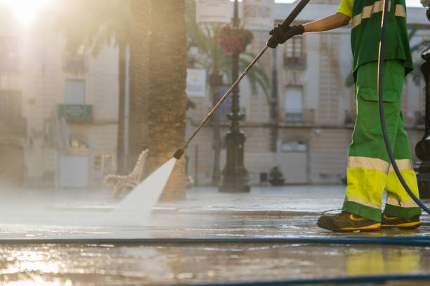 Best Pool Deck Cleaning  in Weaver, AL